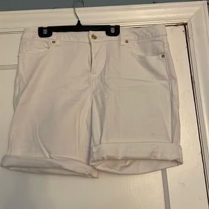 Michael Kors White Size 10 denim shorts